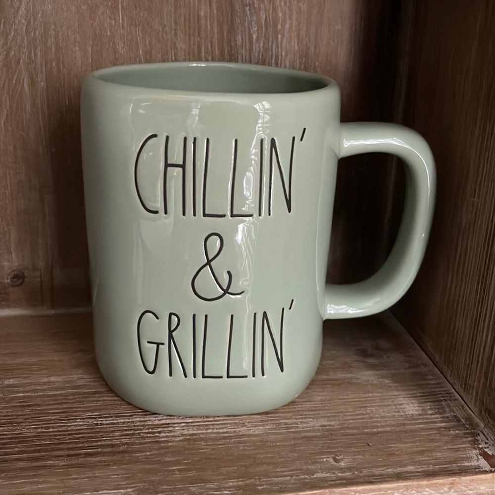 Rae Dunn - CHILLIN’ & GRILLIN - mug